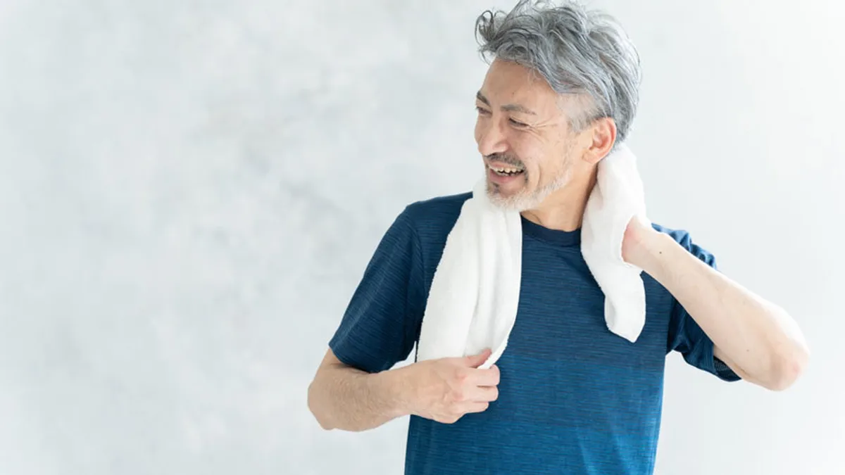 出汗后补水